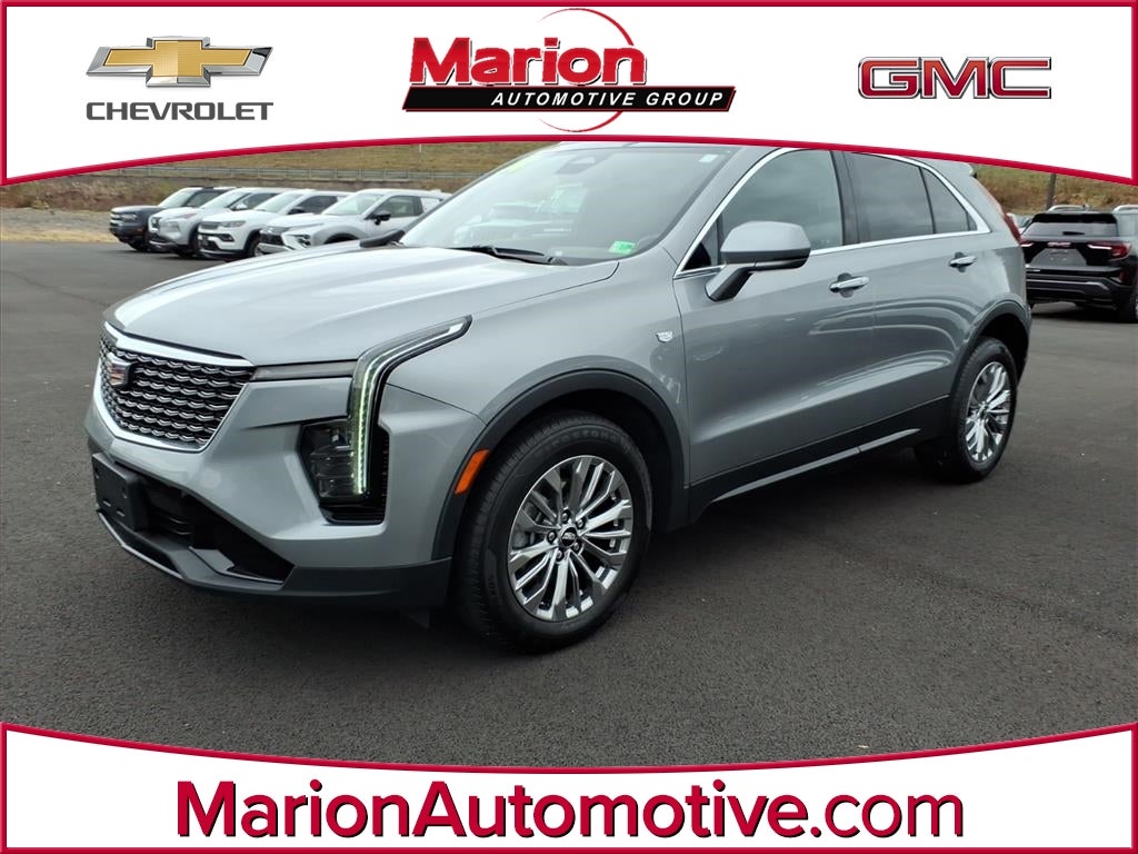 2024 Cadillac XT4 Premium Luxury in Argent Silver Metallic — front three-quarter view